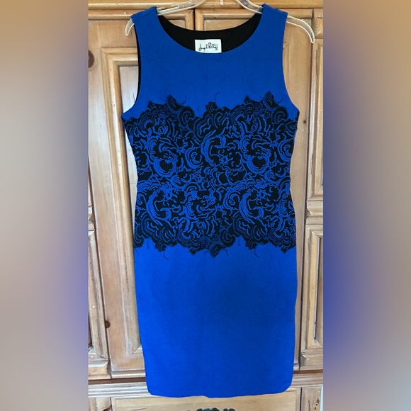 Joseph Ribkoff Dresses & Skirts - Joseph Ribkoff, sleeveless, rounded neck, worn once, size 10